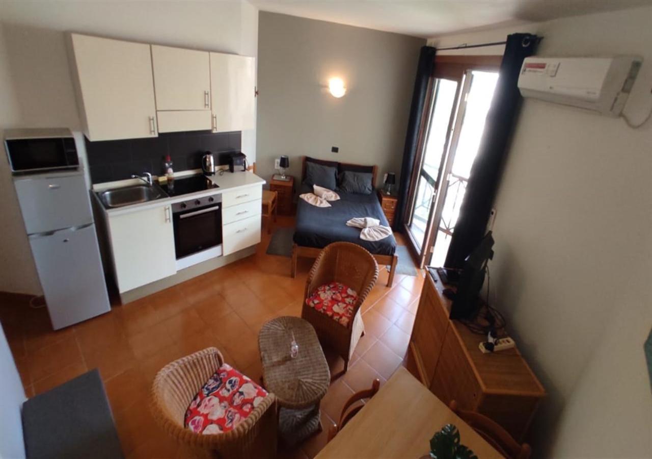 Adults Only Beachfront 1 Bed Studio Apartment In Porto Antigo 2 Santa Maria Sal With Pool Free Wifi & Aircon Ideal Long Stays ภายนอก รูปภาพ
